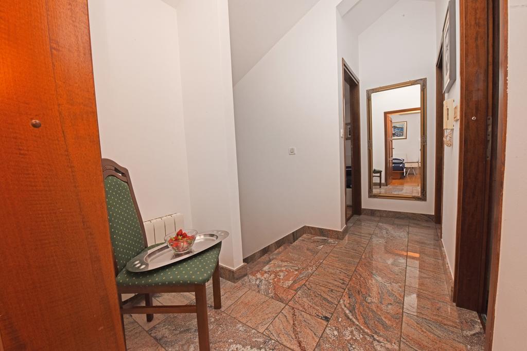 Apartment House Senna Porec Bagian luar foto