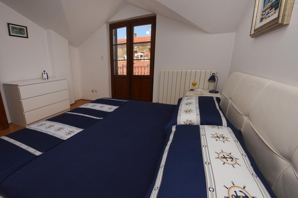 Apartment House Senna Porec Bagian luar foto